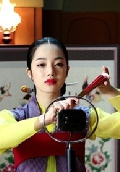 黃寶羅 Bo-ra Hwang