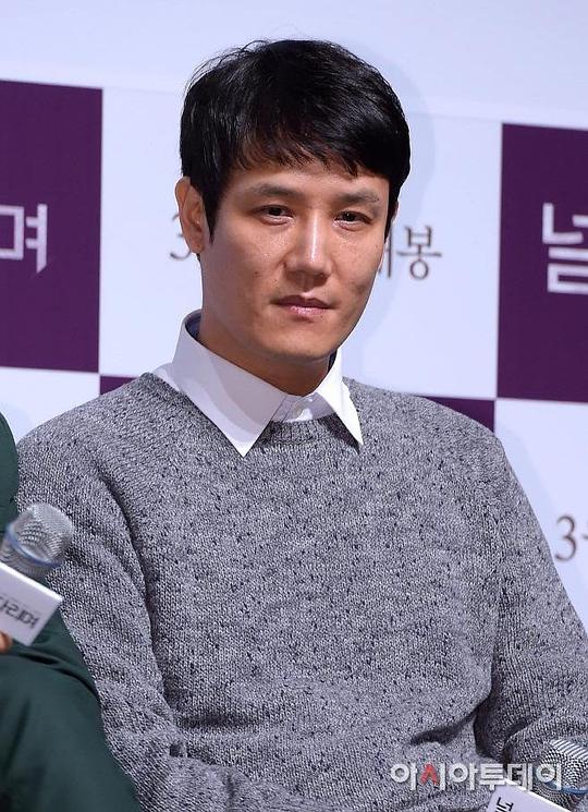 毛弘鎮 Hong-jin Mo