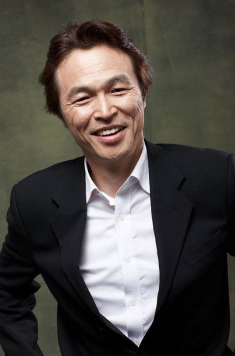 成民秀 Min-soo Sung