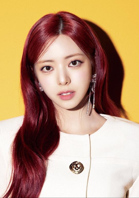 申有娜 Yu-na Shin