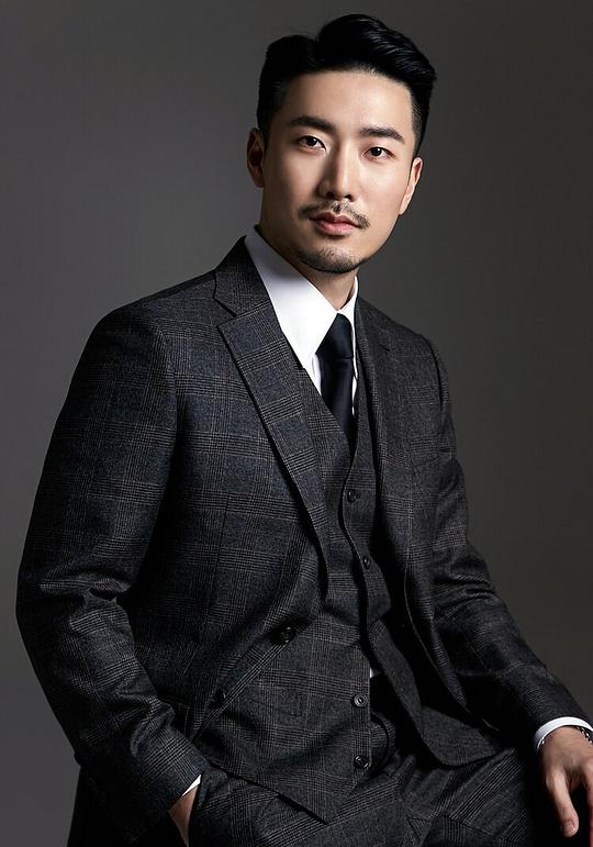 姜瑞俊 Kang Seo-Joon