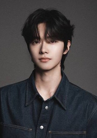 成勝河 Sung Seung-ha