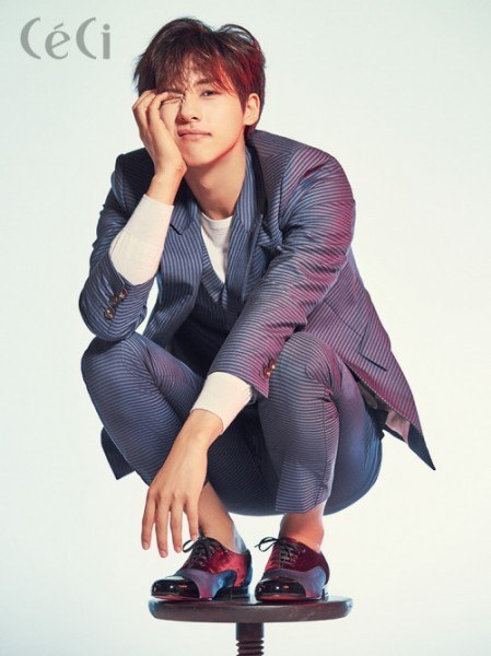 申東佑 Dong-woo Shin