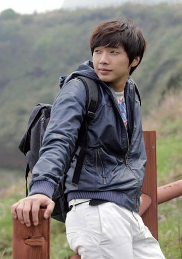 池賢宇 Hyun-Woo Ji