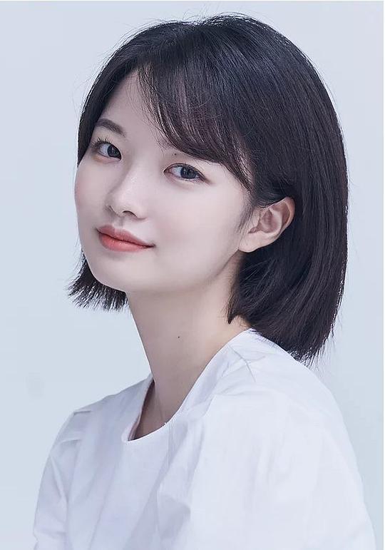 尹伊萊 Yoon Yi Reh