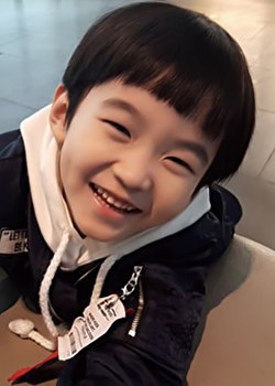 金建宇 Gun Woo Kim