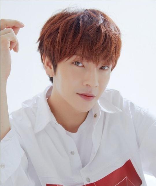 鄭允鶴 Yoon-hak Jung