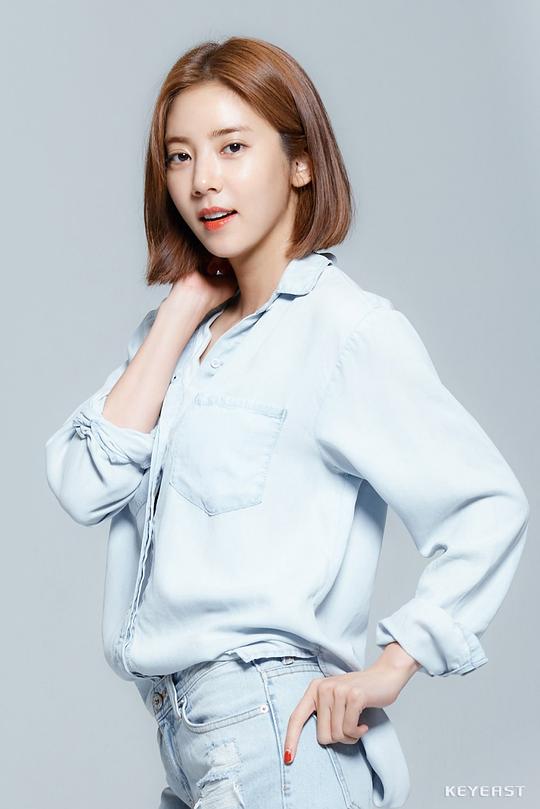 孫淡妃 Dam-Bi Son