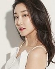 李恩彩 Eun-Chae Lee