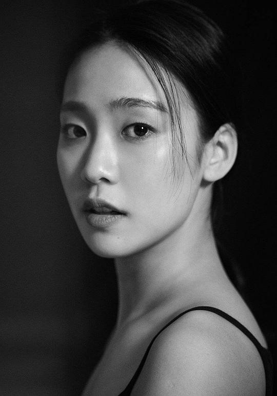 李朗瑞 Lee Rang Seo