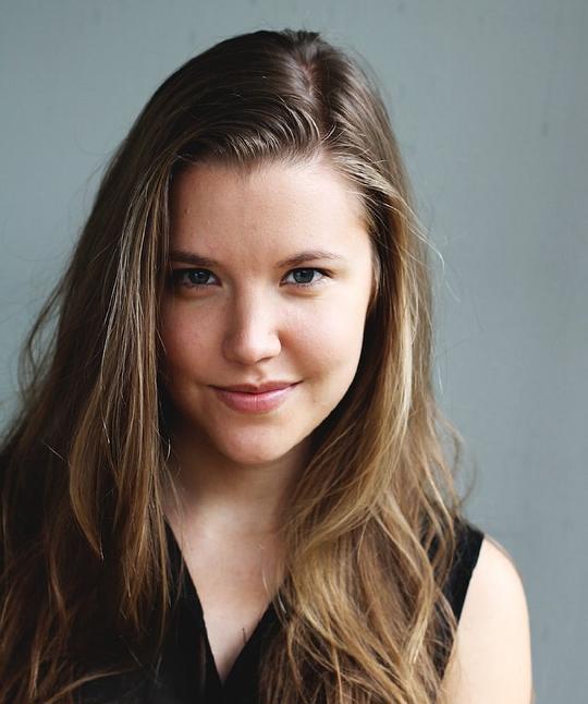 維拉·W·維洛 Veera W. Vilo