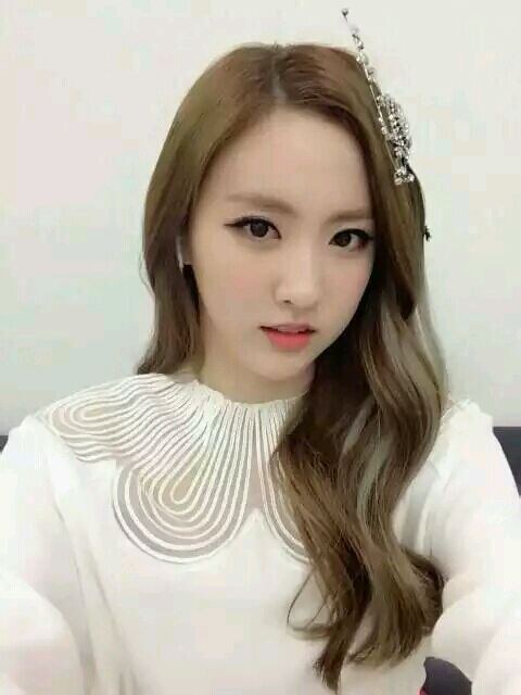 羅海靈 Hae-Ryeong Na