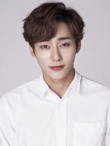 金聖柱 Sung-joo Kim