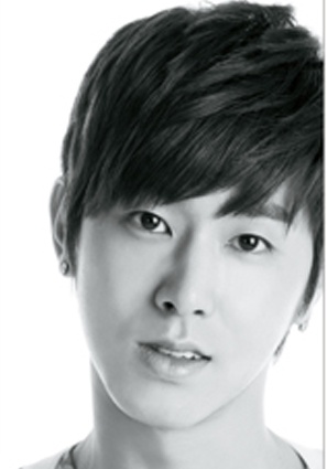 鄭允浩 Yunho Jung