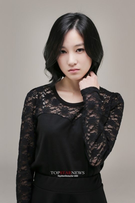 樸貞允 Jung-yoon Park