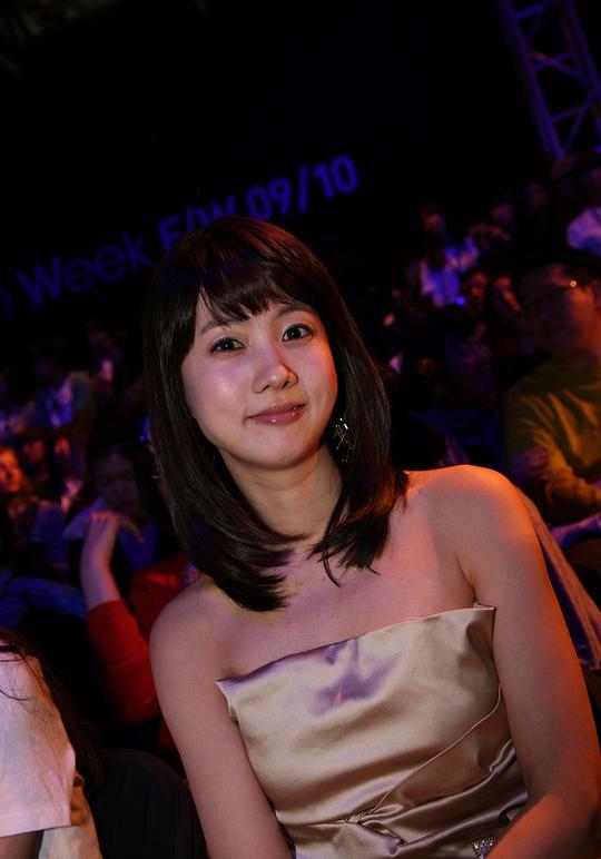 樸素賢 So-hyun Park