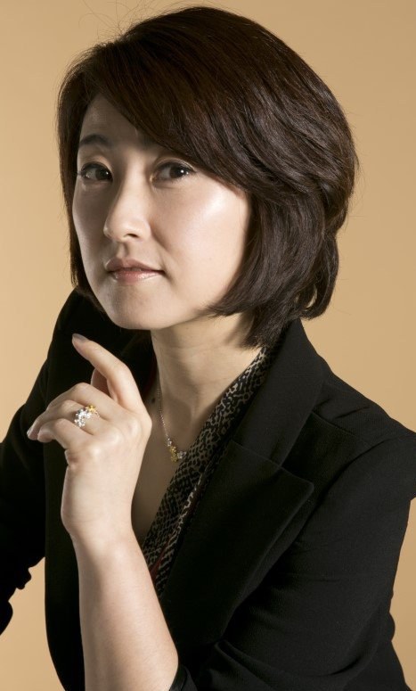 金思英 Kim Si-yeong