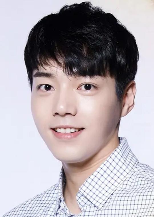 池尹才 Yoon-jae Jee