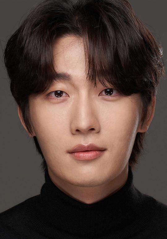 尹俊源 Yoon Jun Won