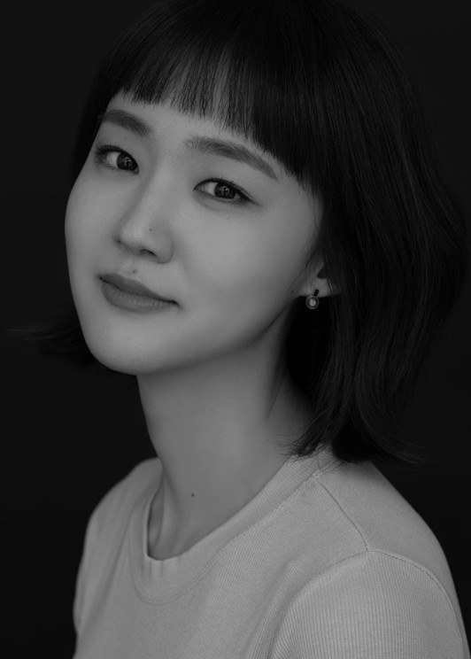 樸藝榮 Park Ye Young