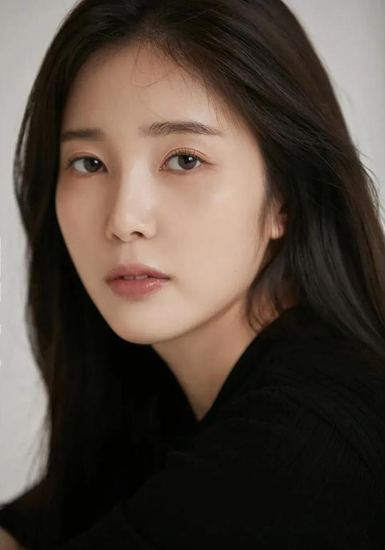 尹彩暻 Chae Kyung Yoon