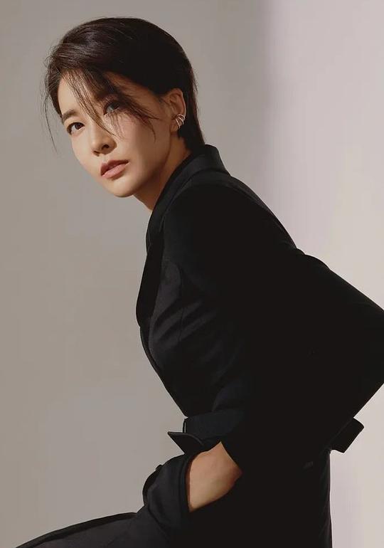 陳瑞妍 Seo-yeon Jin