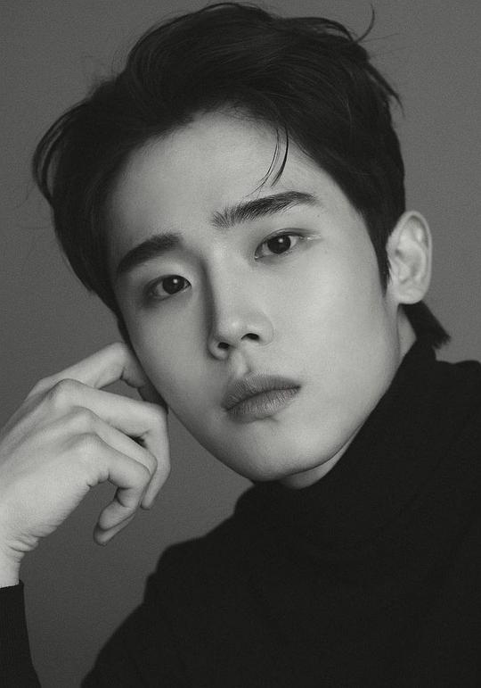 崔時訓 Choi Si-hun