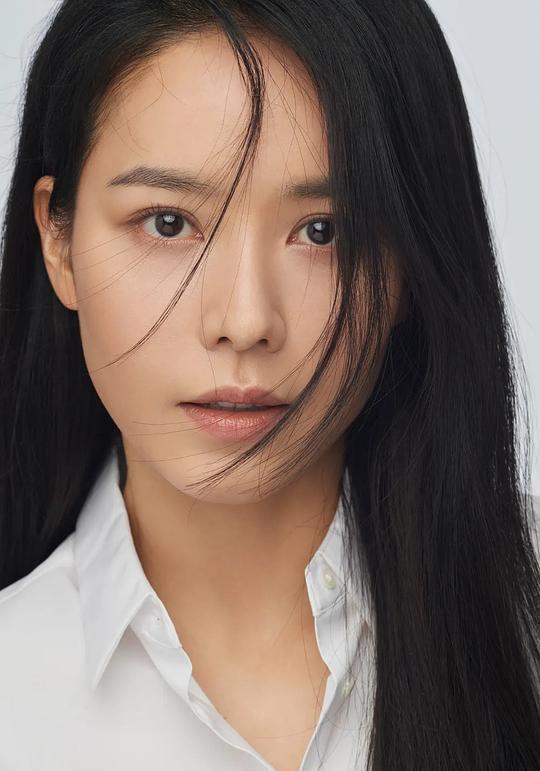 安智惠 Ji-hye Ahn