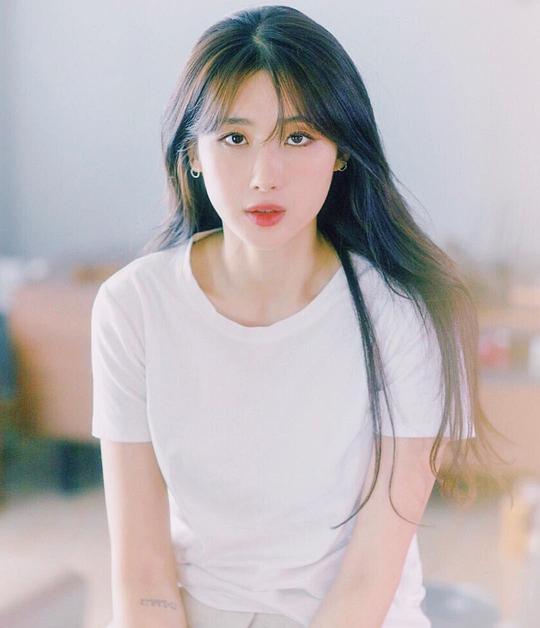 文懸雅 Moon Hyun-A