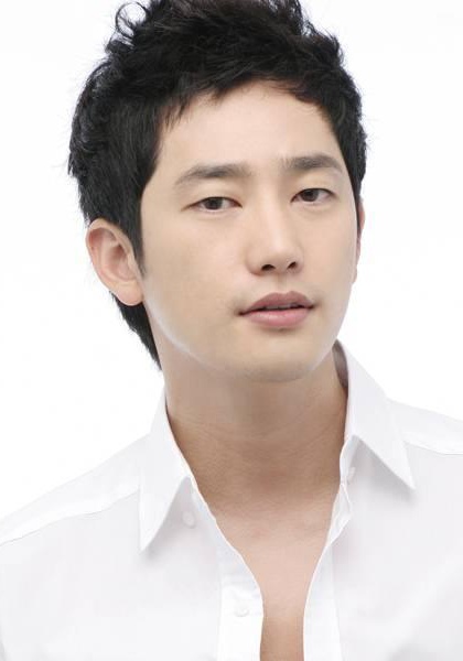 樸施厚 Park Si-hoo