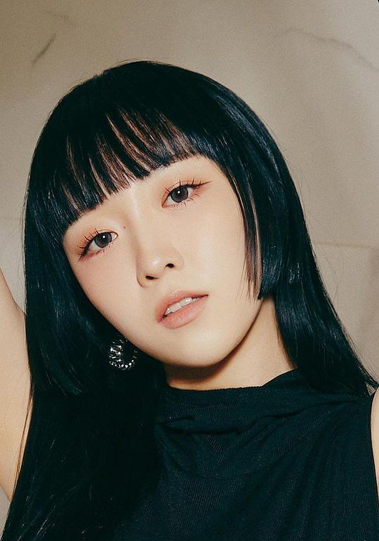 李彩正 Chae-jeong Lee