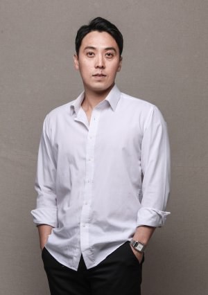 姜智久 Ji-goo Kang