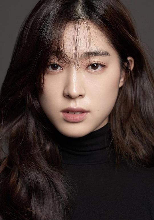 崔成恩 Seung-eun Choi