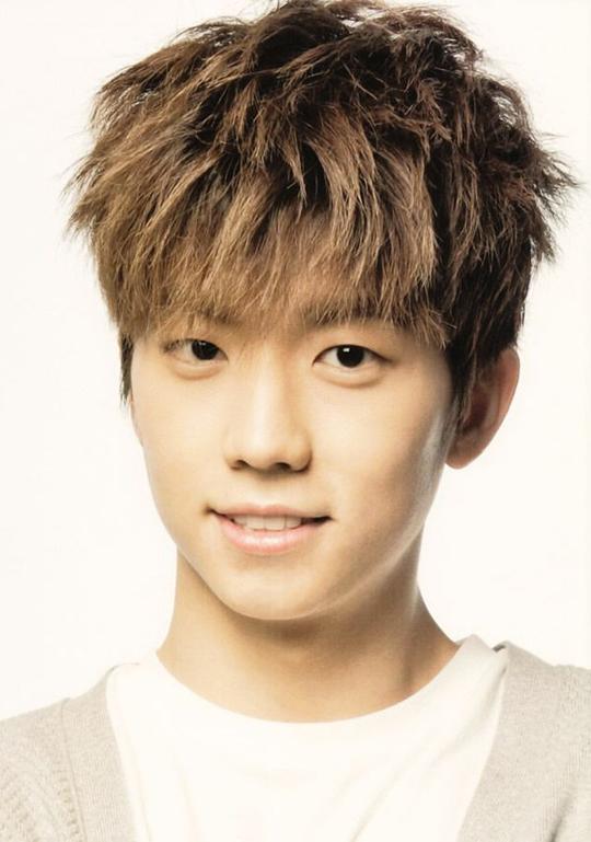 張祐榮 Wooyoung Jang