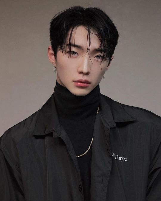 樸俞裡 Yu-ri Park