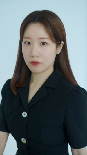 楊夏尹 Yang Ha Yoon