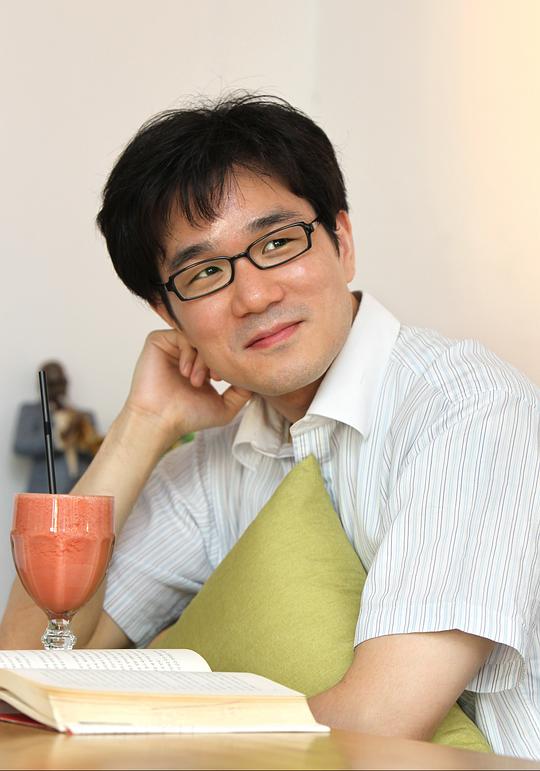 張康明 Kang-myoung Chang