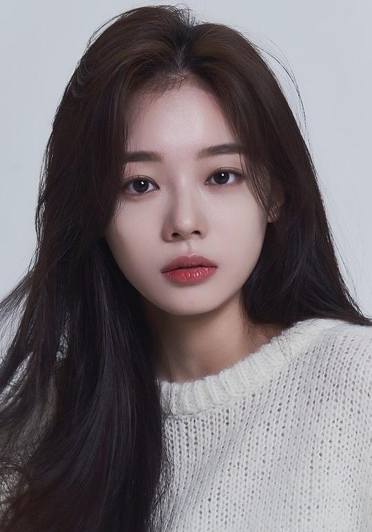 崔多瑛 Choi Da Eum