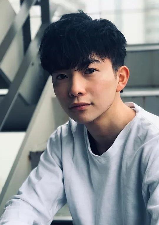 山崎龍太郎