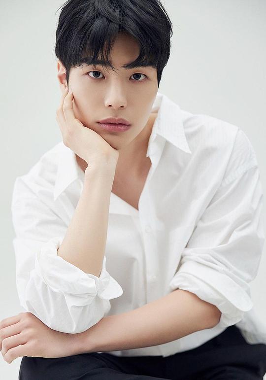 金先彬  SUN BIN KIM