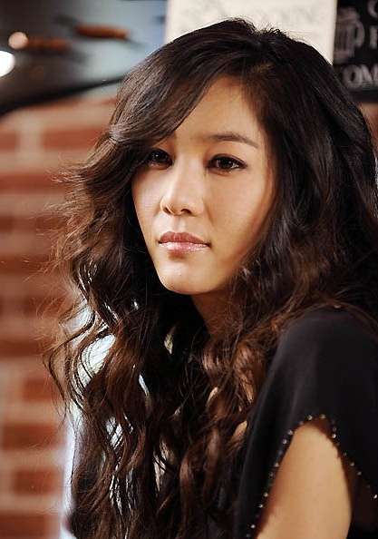 尹智敏 Ji-min Yun