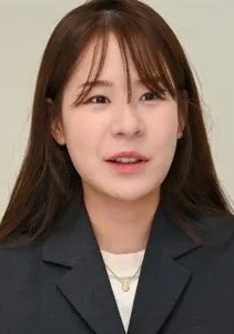 崔馨仁 Choi Hyung-in