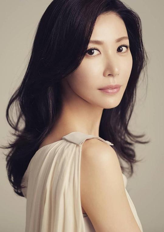 成賢娥 Hyeon-a Seong