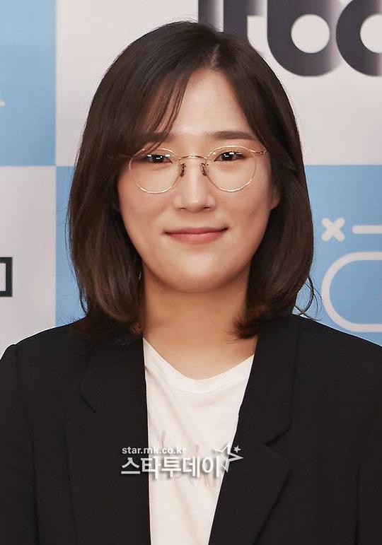 張智妍 Ji-yeon Jang