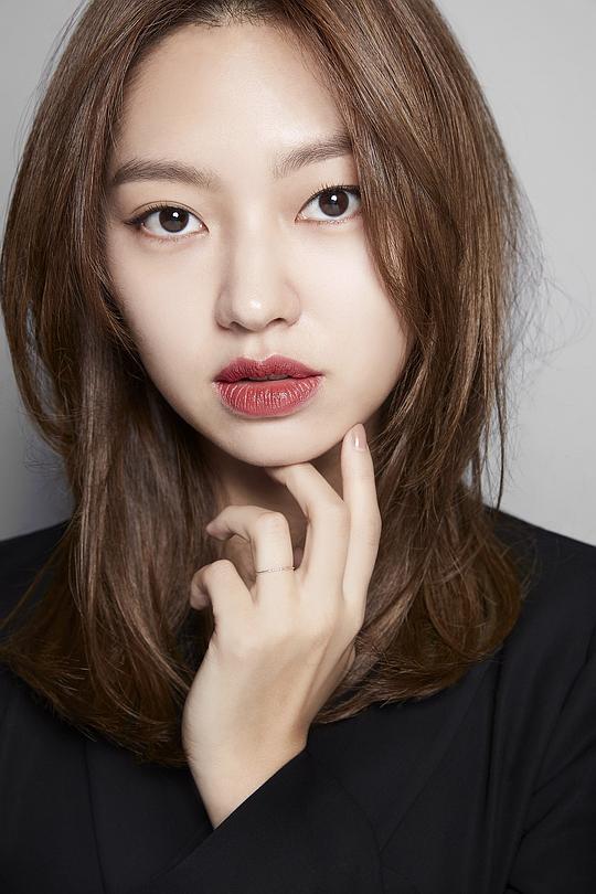 崔有華 Yu-hwa Choi