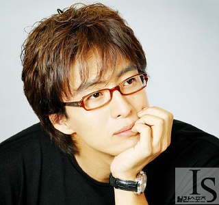 裴勇俊 Yong-jun Bae