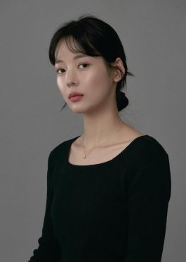 李韶星  Lee So Byeol