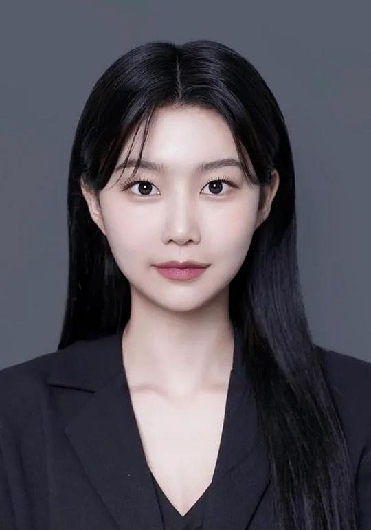 李慧彬 Hye-bin Lee