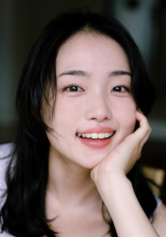 金正妍 Kim Jung-yeon