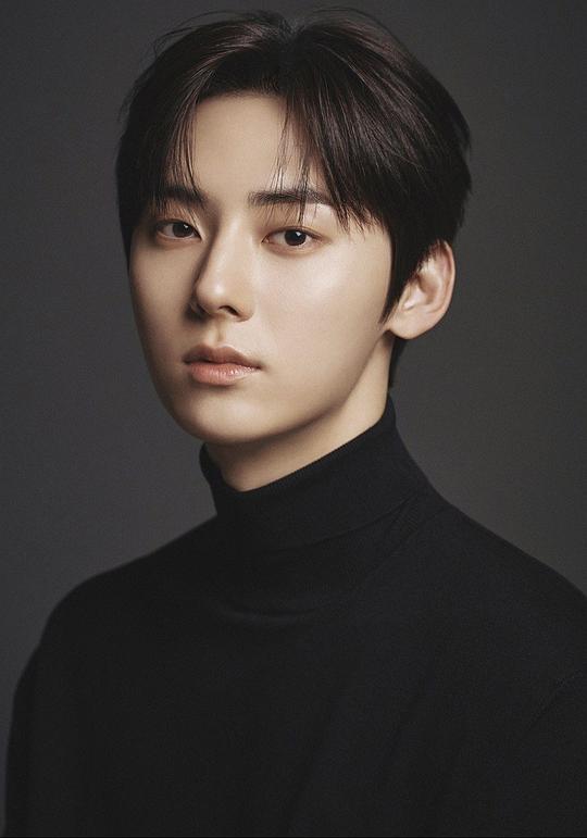 黃旼炫 Min-Hyun Hwang